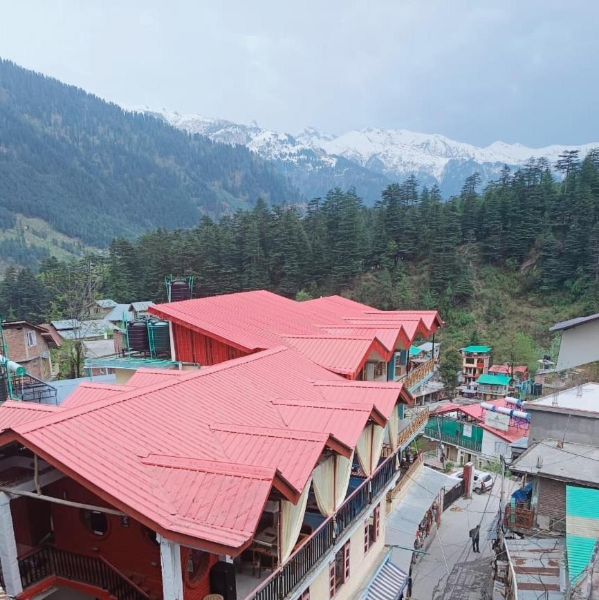 Non Stop Cafe Hostel & Stay Manāli Exterior foto